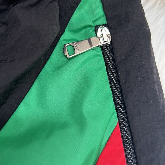 💯% Auth Gucci Men’s Shorts - NWT Nylon - Picture 4 of 9